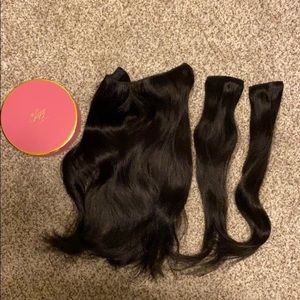 Luxy Hair extensions off black 20”